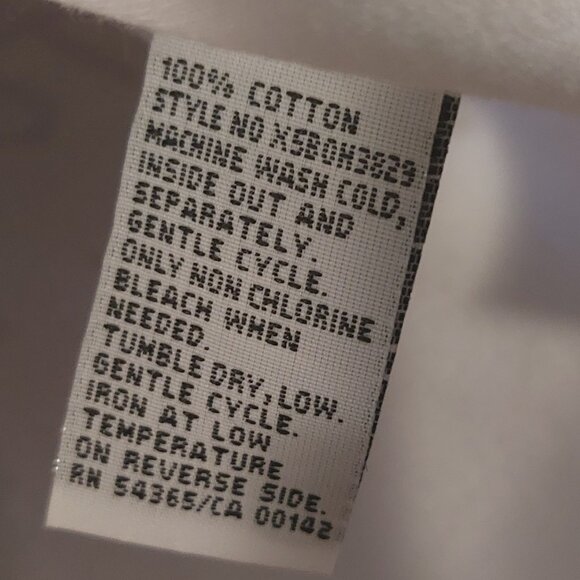 ALIA PETITE White/Purple/Green Floral Design Top w/French Wording - Large - Picture 10 of 11